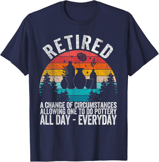 Funny Retired Definition Retirement Plan Pottery Retro T-Shirt - T-Shirt | Navy