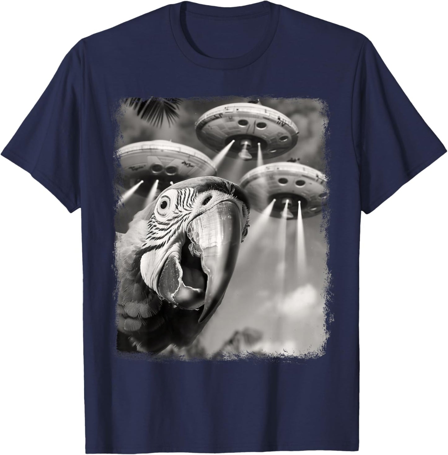 Macaw Parrot Bird UFO Alien Extraterrestrial Selfie T-Shirt - T-Shirt | Navy