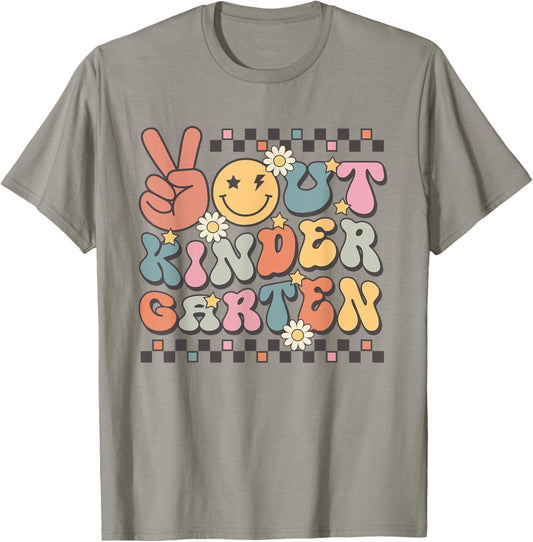 Last Day of Kindergarten Smile Face Peace Out Kindergarten T-Shirt - T-Shirt | Sand
