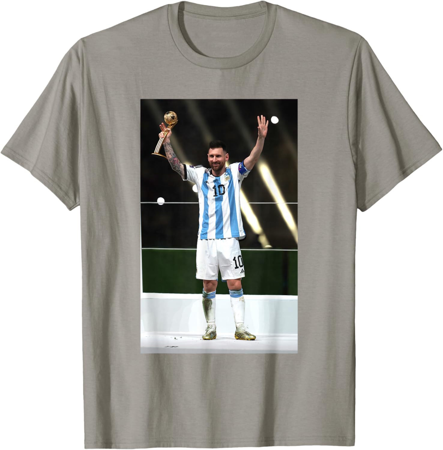 Lionel Messi 5,135.9 cm Katar Weltmeisterschaft Argentinien Sieger Fußball T-Shirt - T-Shirt | Sand