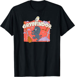 Amazon Essentials Harry Potter Hogwarts Gryffindor House Cartoon Scene T-Shirt - T-Shirt | Black