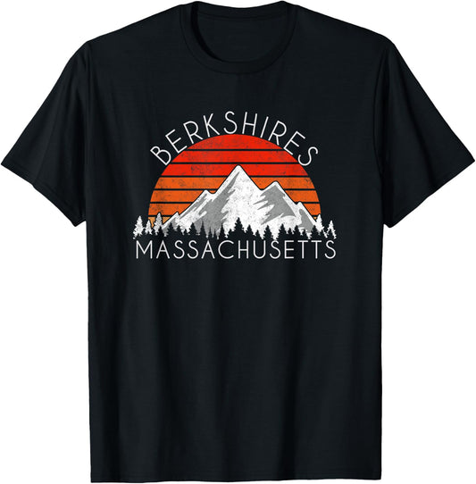 Retro Vintage Berkshires, Massachusetts Distressed T-Shirt - T-Shirt | Black