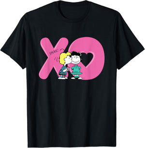 Peanuts - XO Schroeder and Lucy T-Shirt - T-Shirt | Black