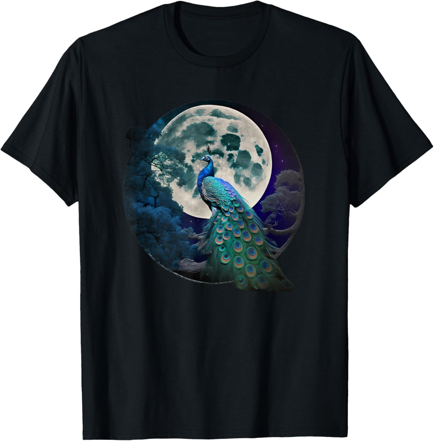 beautiful Majestic Peacock in the moonlight T-Shirt - T-Shirt | Black