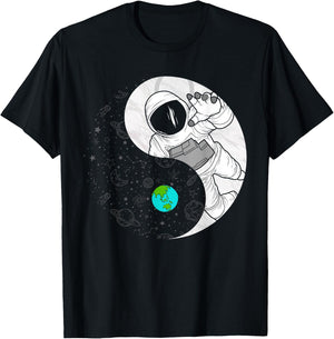 Outerspace Spaceflight aerospace engineering Yin and Yang T-Shirt - T-Shirt | Black