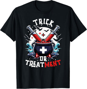 Trick Or Treatment Nurse Halloween Paramedic Doctor T-Shirt - T-Shirt | Black