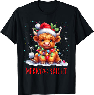 Cute Highland Baby Cow Christmas Lights Merry & Bright Xmas T-Shirt - T-Shirt | Black