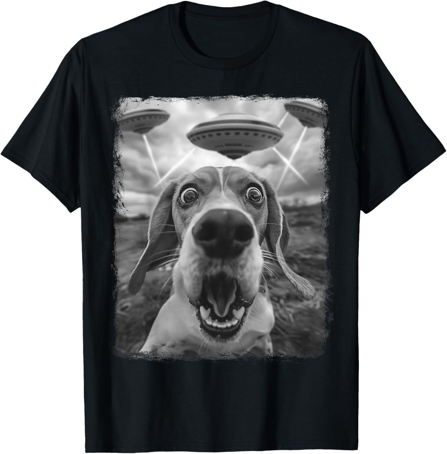 Beagle Dog UFO Alien Extraterrestrial Selfie T-Shirt - T-Shirt | Black