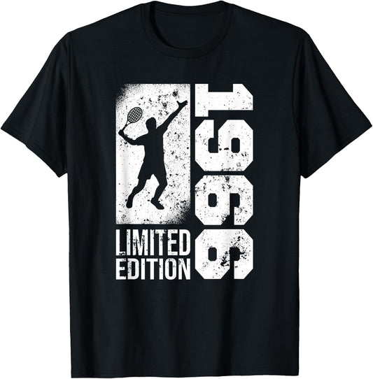 Tennisplayer Vintage born 1966 Birthday Tennis-Balls Tennis T-Shirt - T-Shirt | Black