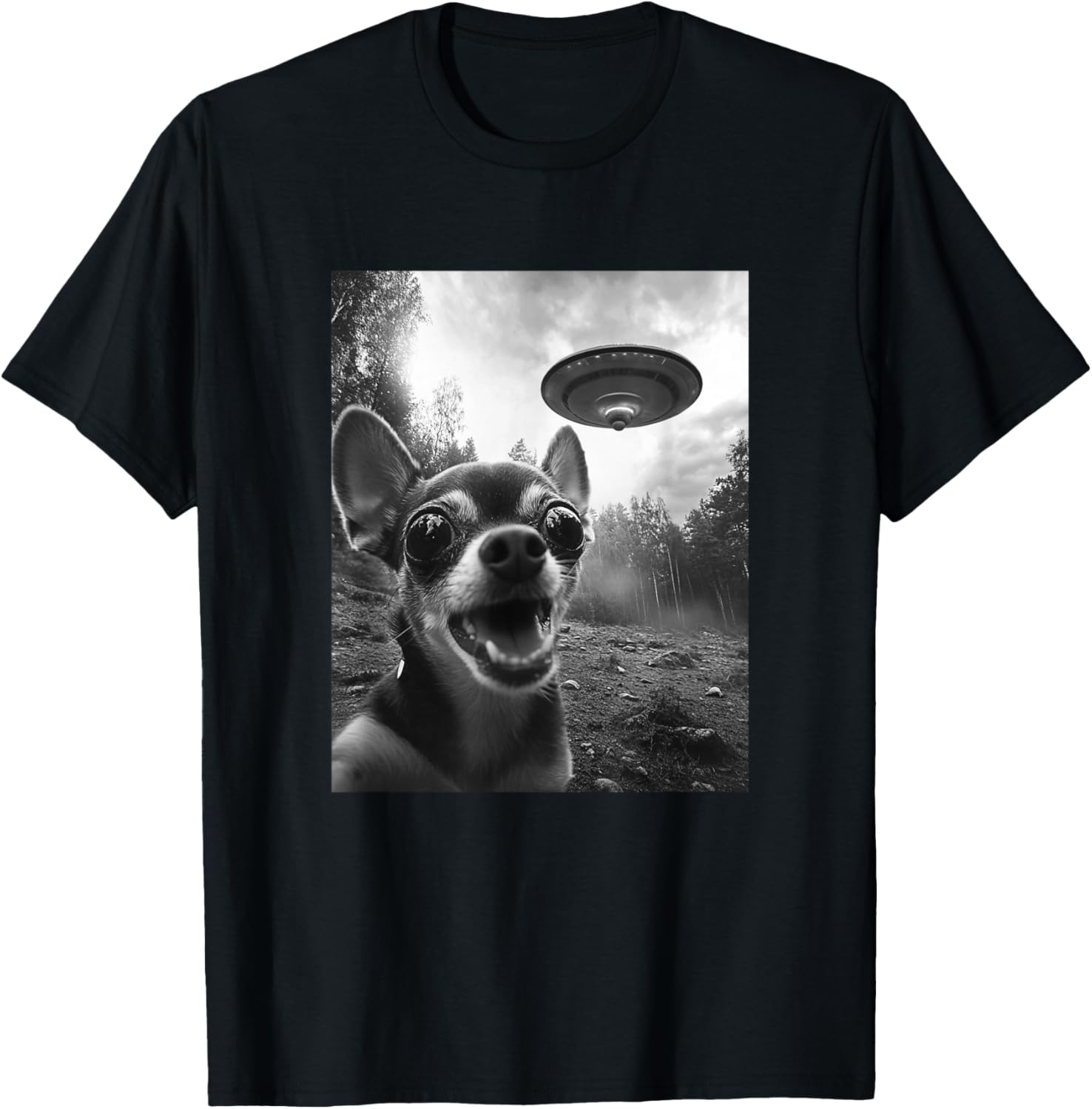 Alien UFO Funny Meme Chihuahua T-Shirt - T-Shirt | Black