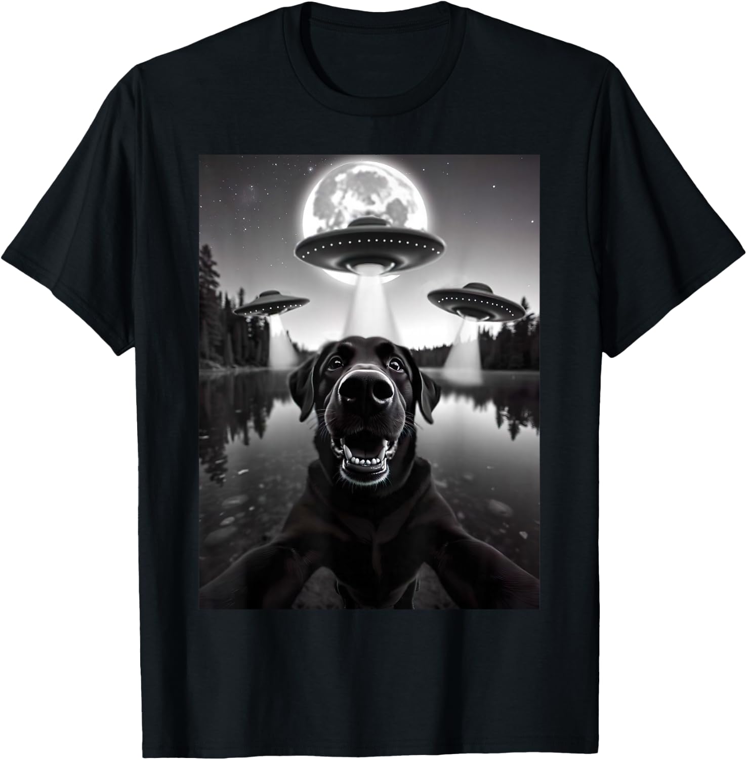 Funny Black Lab Labrador Dog Selfie with UFOs Weird Aliens T-Shirt - T-Shirt | Black