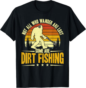 Dirt Fishing Bigfoot Metal Detecting Men T-Shirt - T-Shirt | Black