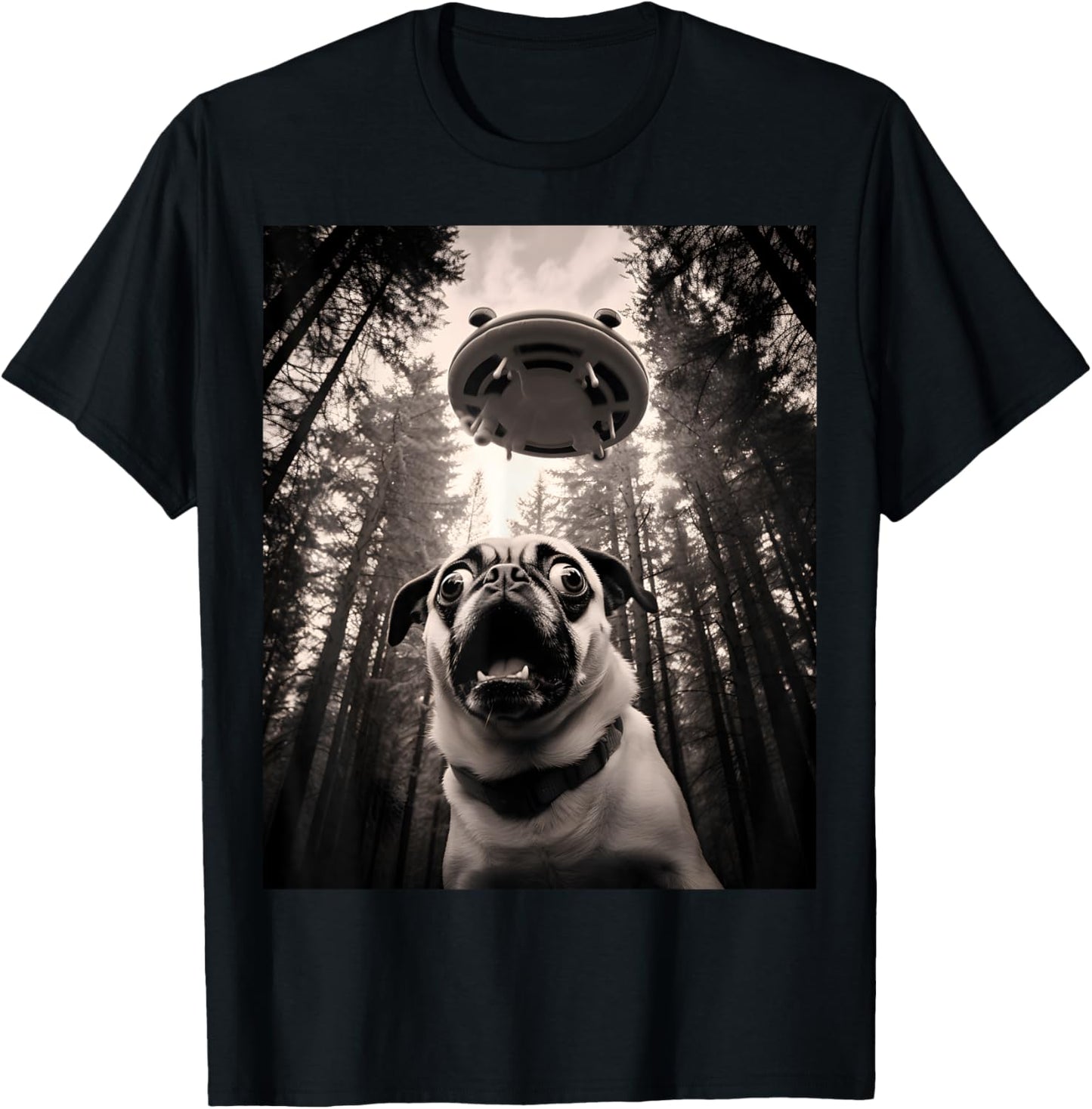 Cool Pug Selfie with UFOs Funny Pug Costume Alien Spaceship T-Shirt - T-Shirt | Black