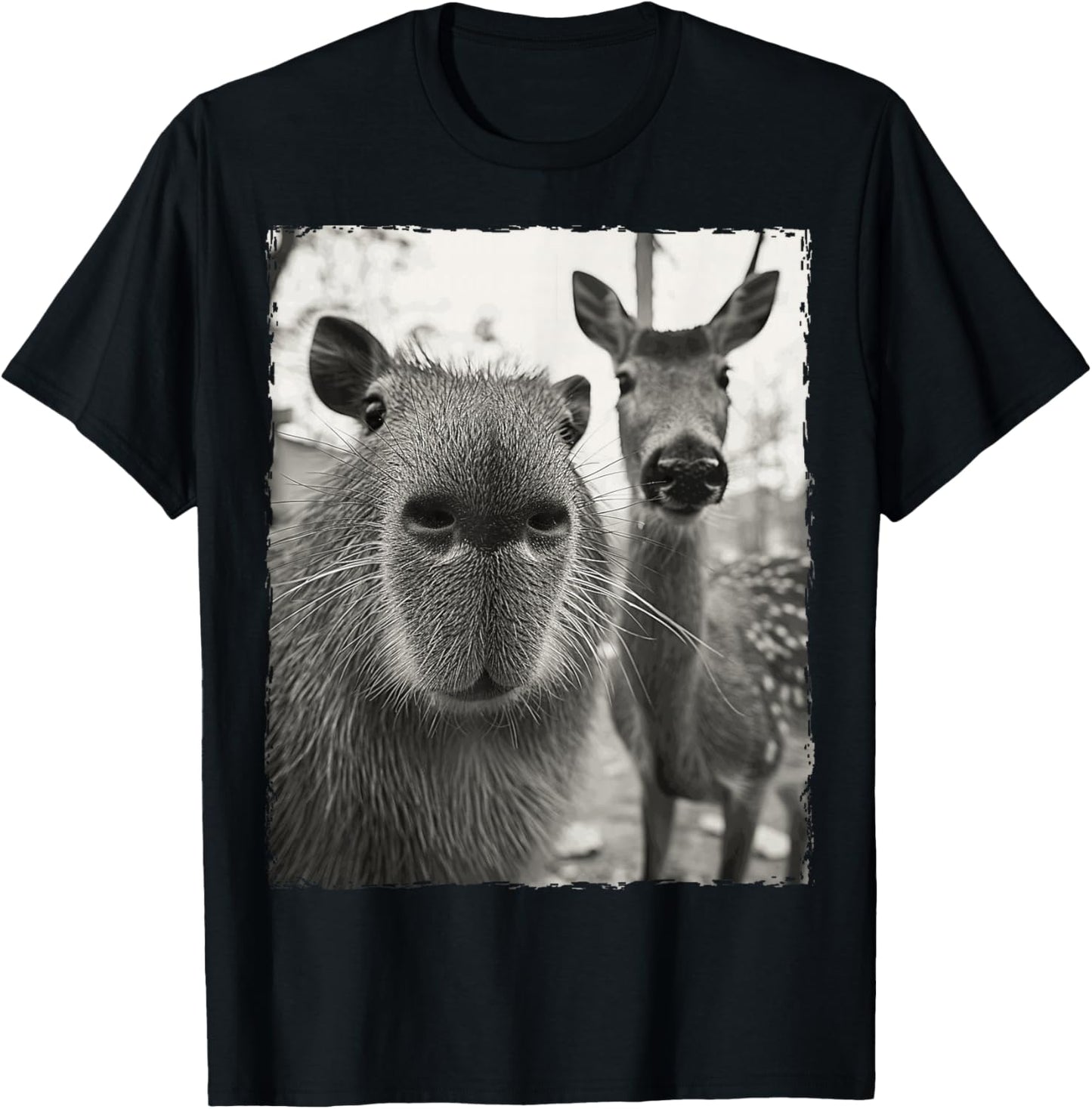 Capybara Selfie With A Deer T-Shirt - T-Shirt | Black