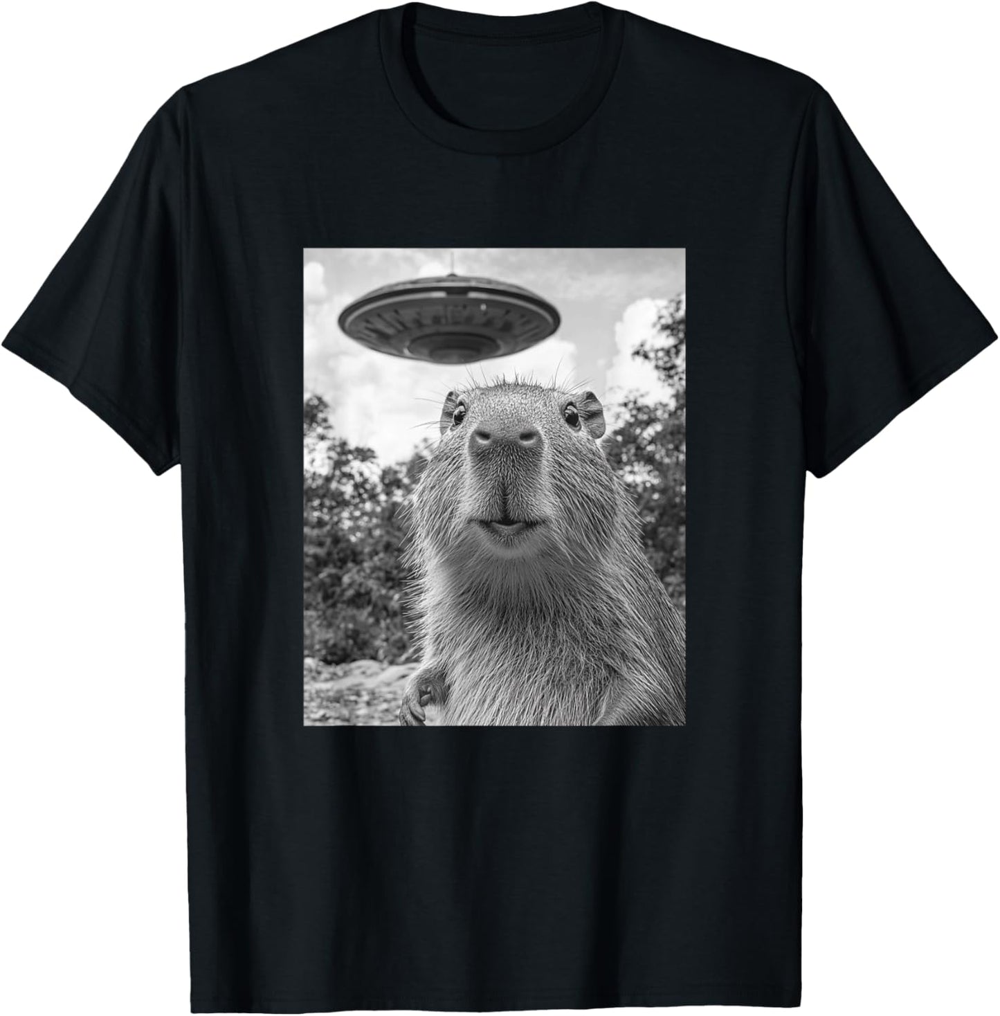Funny Capybara Selfie with UFO T-Shirt - T-Shirt | Black
