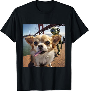 CHIHUAHUA selfie UFO alien Golden Gate Bridge dog dad mom Men Women T-Shirt - T-Shirt | Black
