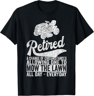Funny Retired Definition Lawn Mowing Mow Retirement T-Shirt - T-Shirt | Black